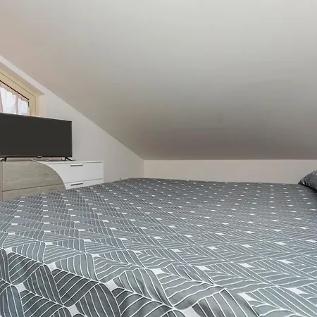 Sophia 퓨메프레도 디 시실리아