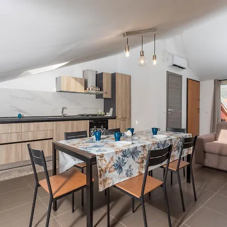 Sophia 아파트 퓨메프레도 디 시실리아